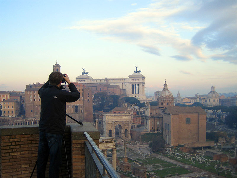 Panoramafotografering af Forum Romanum på Palatinerhøjen i Rom.