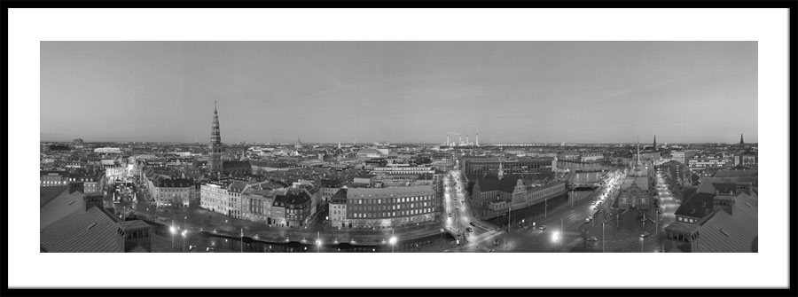 Panorama af København i skumringen set fra Christiansborg